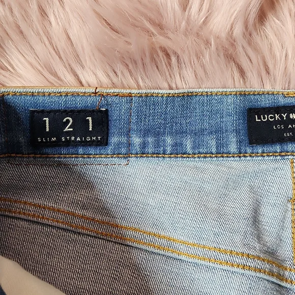 Lucky Brand 121 Slim Straight Distressed Jeans
